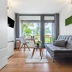 Kajuete Am Steinhuder * Wunstorf